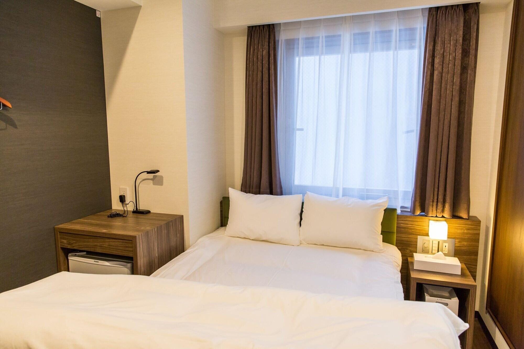 אוסקה Umeda Plaza Hotel מראה חיצוני תמונה